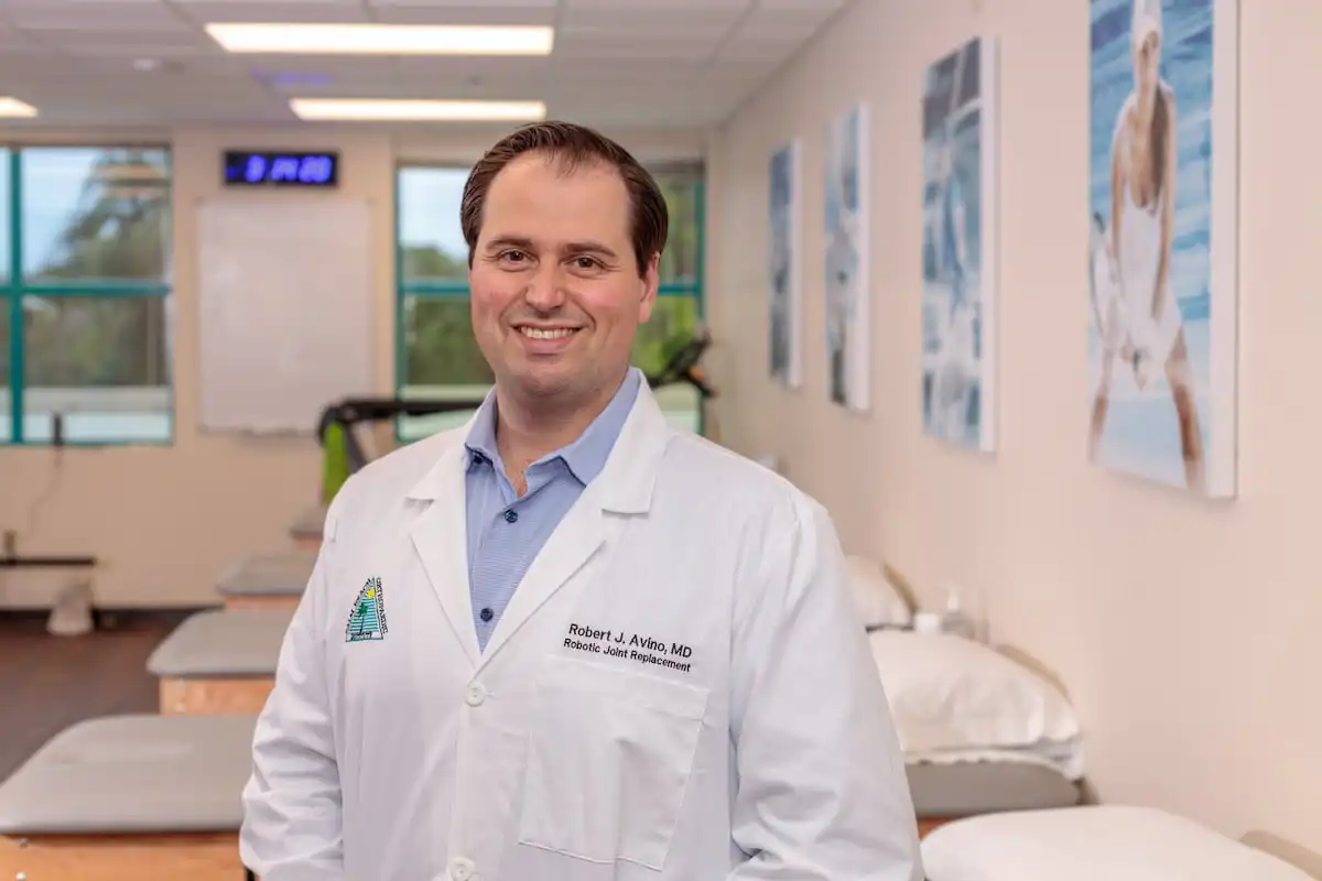 Robert J. Avino MD board-certified fellowship-trained orthopedic surgeon white coat